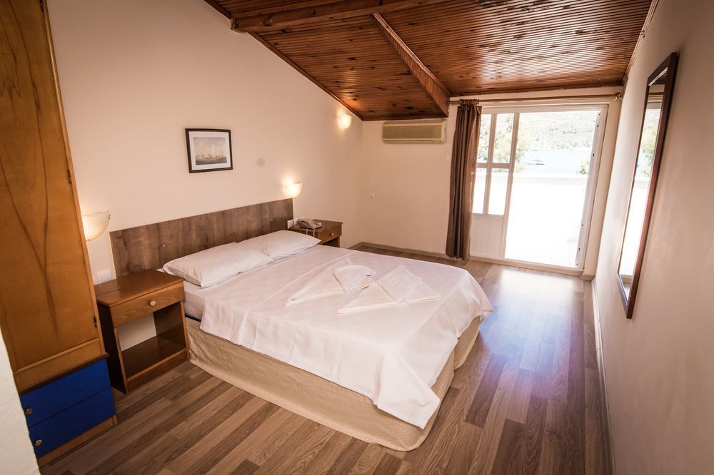 Levent Hotel Fethiye Exterior photo